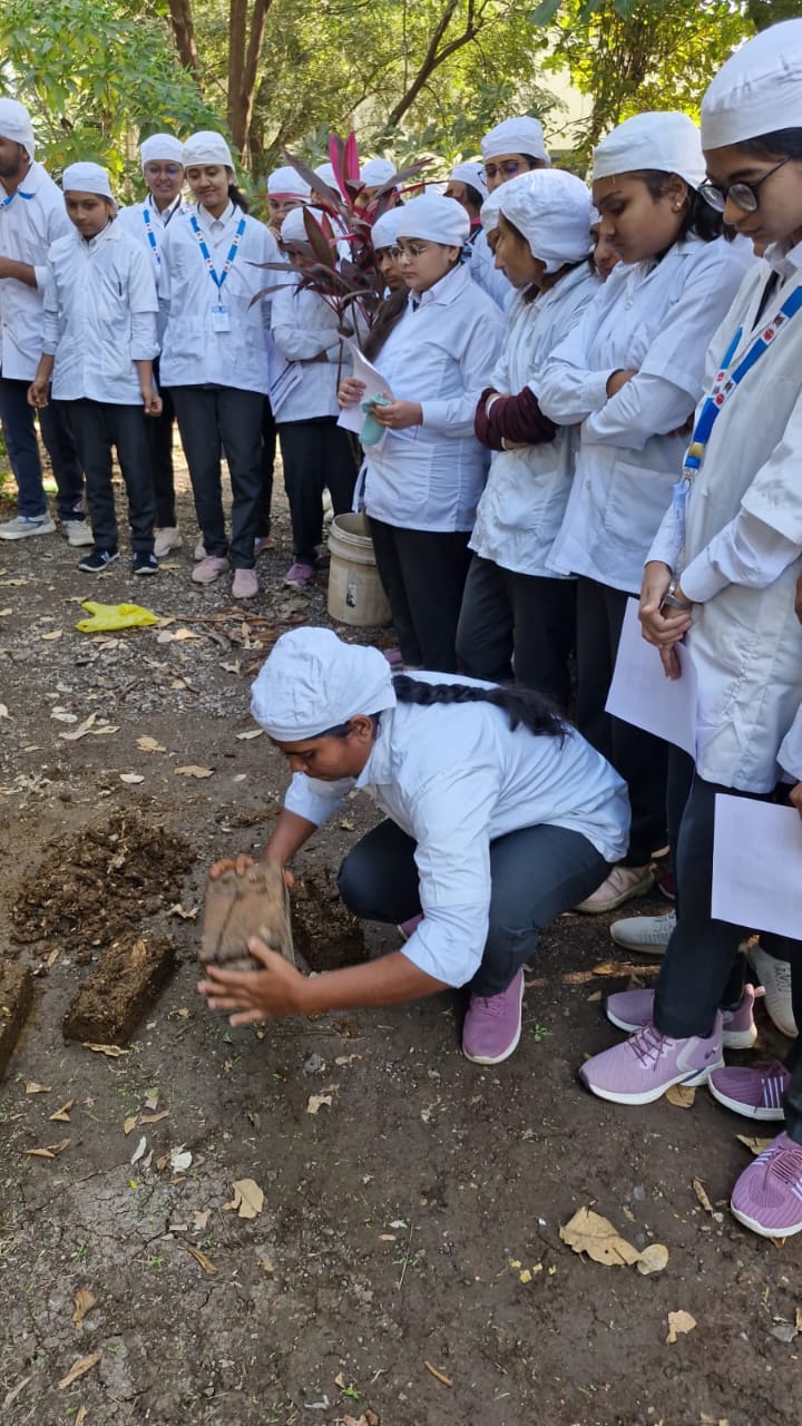 “On today’s date, 15/12/2025, the Department of Pharmacognosy, Smt. Sharadchandrika Suresh Patil College of Pharmacy, Chopda, successfully conducted a one-day Entrepreneurship Training Program titled 